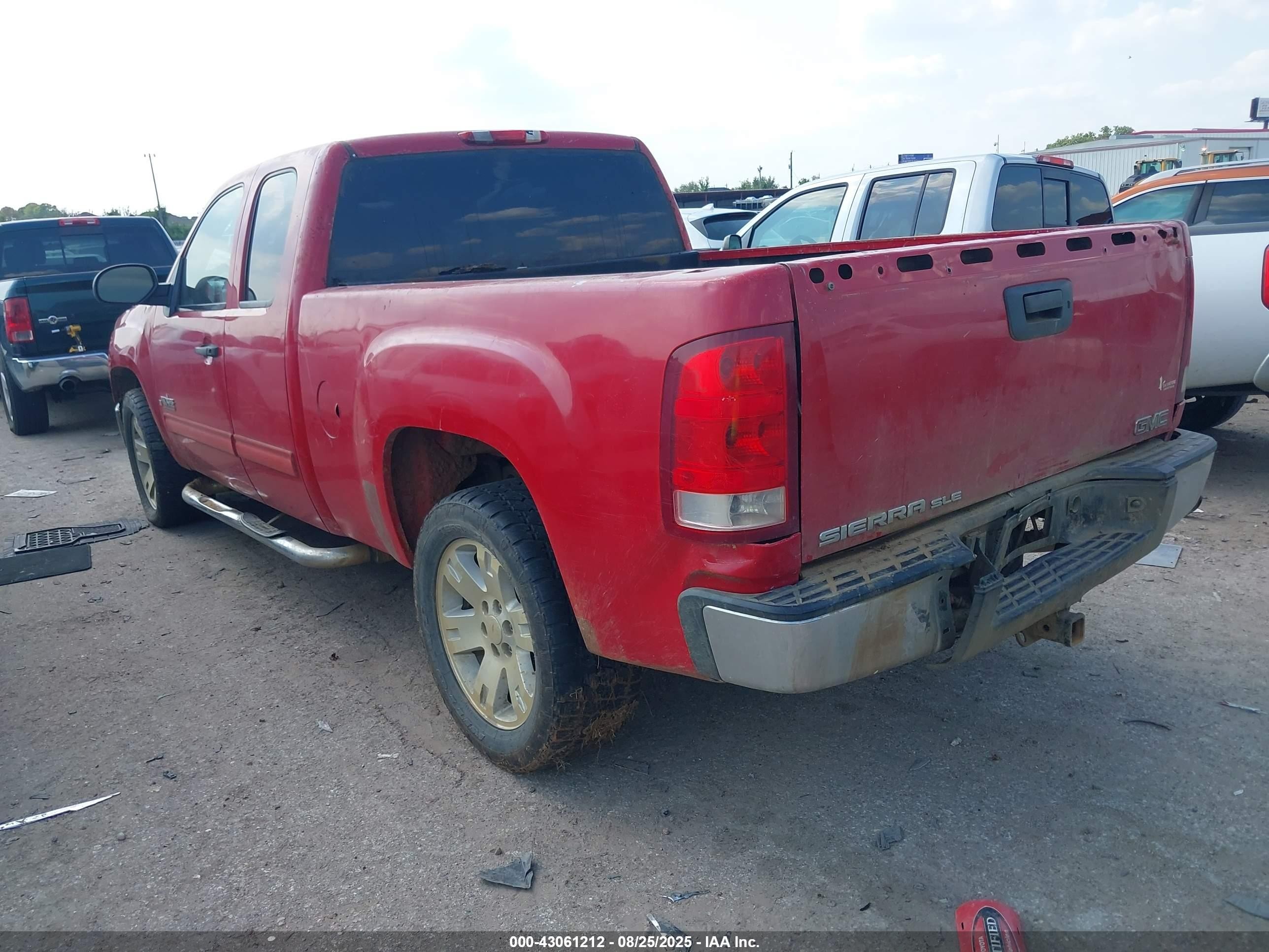 2007 Gmc Sierra 1500 Sle1 Red vin: 2GTEC19J971628670