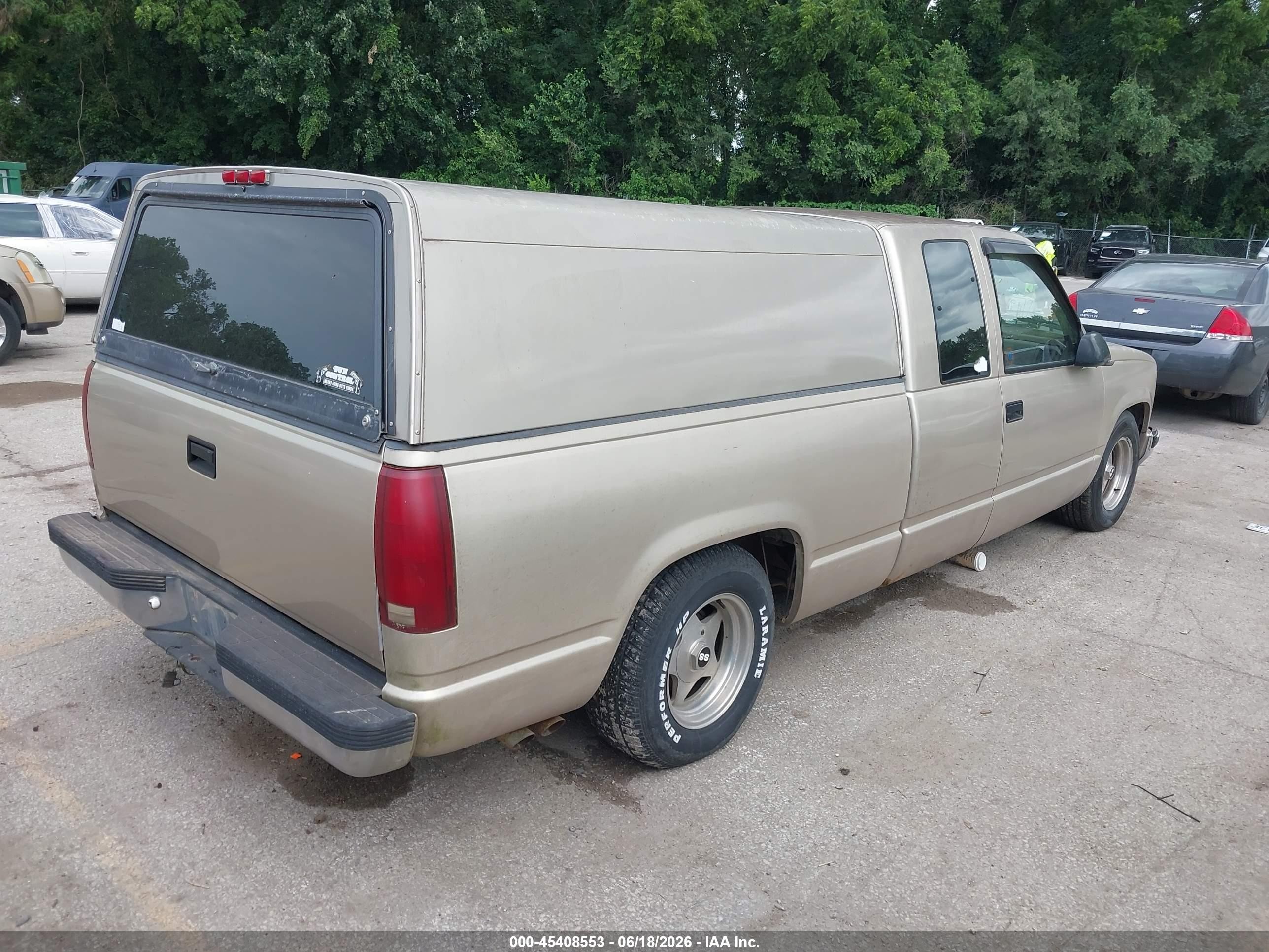 1992 Gmc Sierra C1500 Gold vin: 2GTEC19K0N1518693