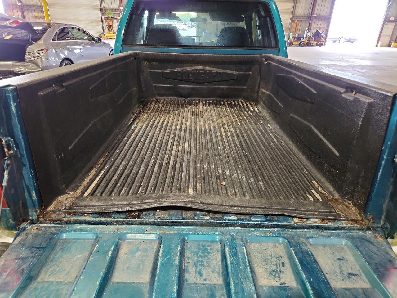 1994 Gmc Sierra C1500 Green vin: 2GTEC19K3R1590302
