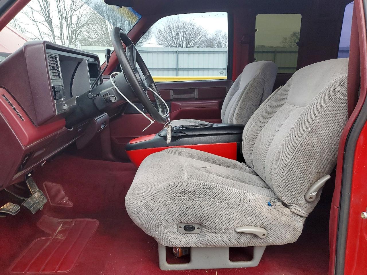 1989 Gmc Sierra C1500 Red vin: 2GTEC19K8K1551520