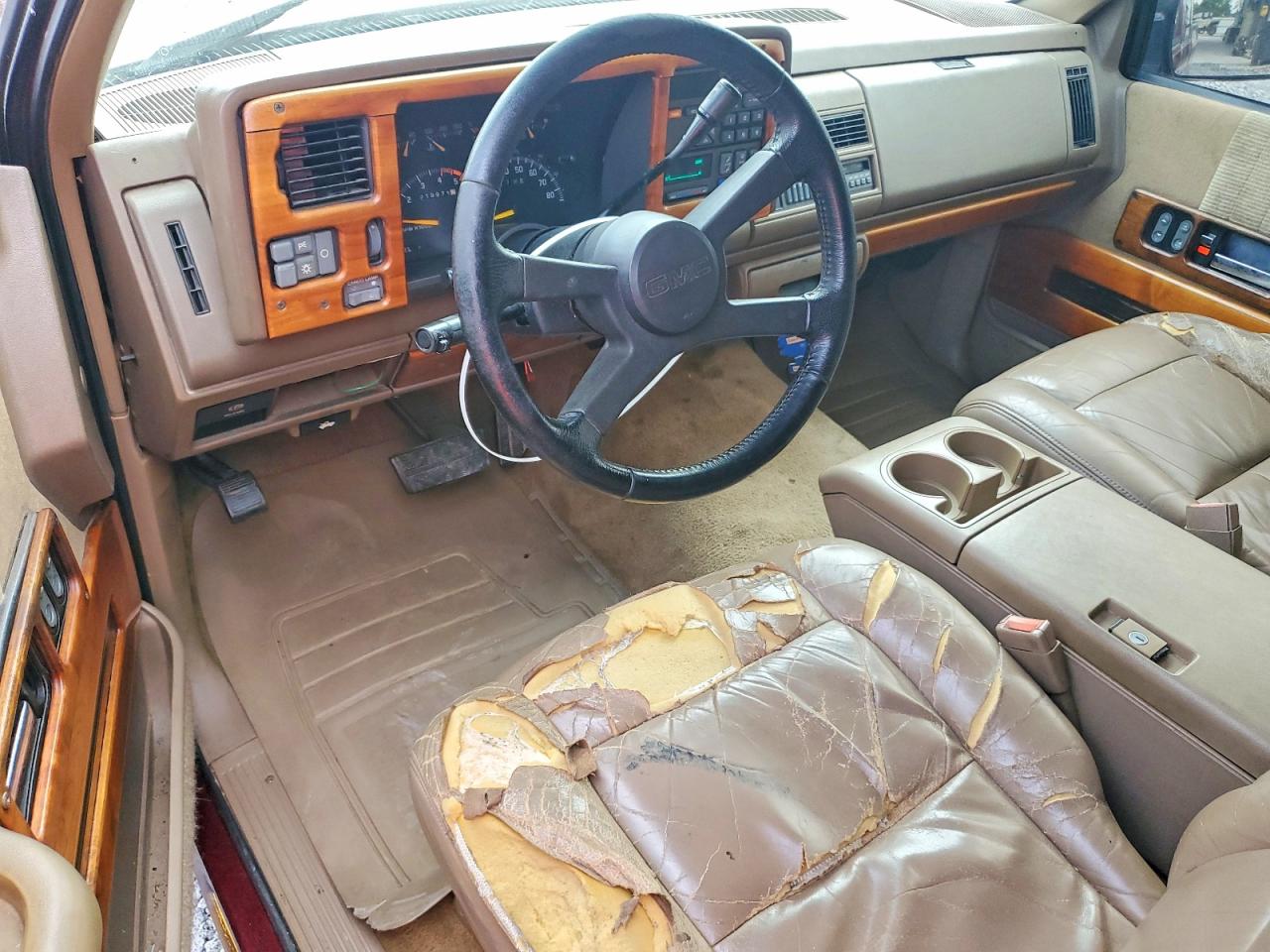 1994 Gmc Sierra C1500 Burgundy vin: 2GTEC19K8R1559949