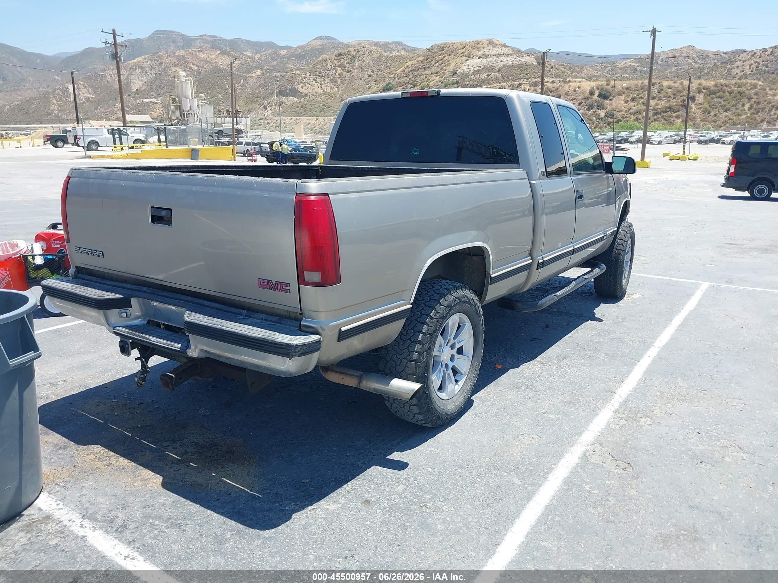 1998 Gmc Sierra 1500 Sl Wideside Beige vin: 2GTEC19M0W1533102