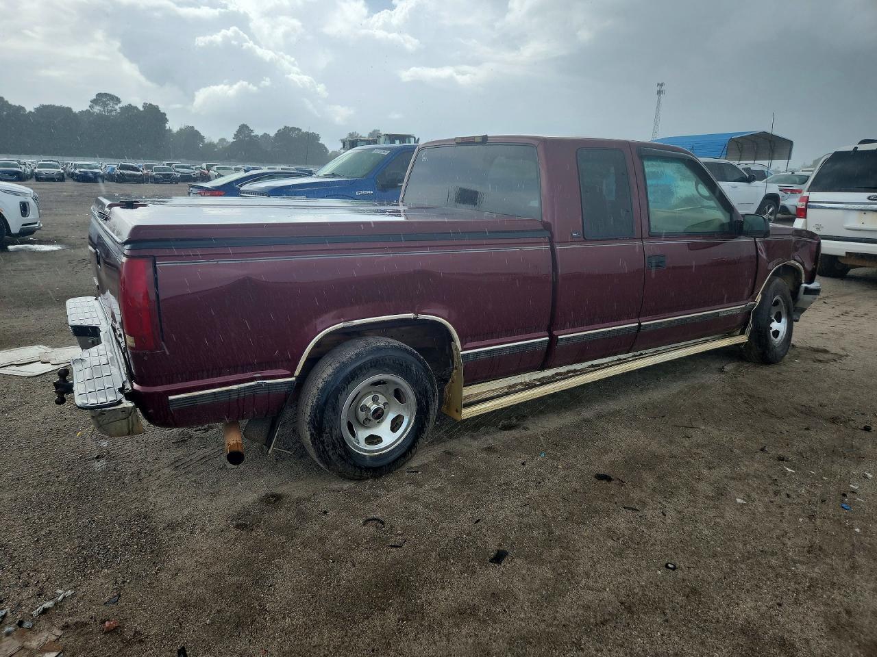 1996 Gmc Sierra C1500 Burgundy vin: 2GTEC19MXT1557855