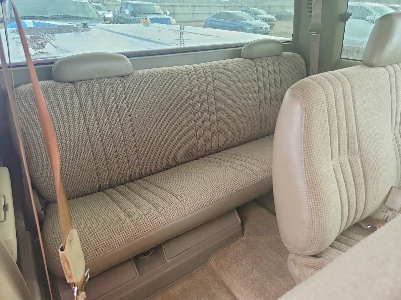 1996 Gmc Sierra C1500 Burgundy vin: 2GTEC19MXT1557855
