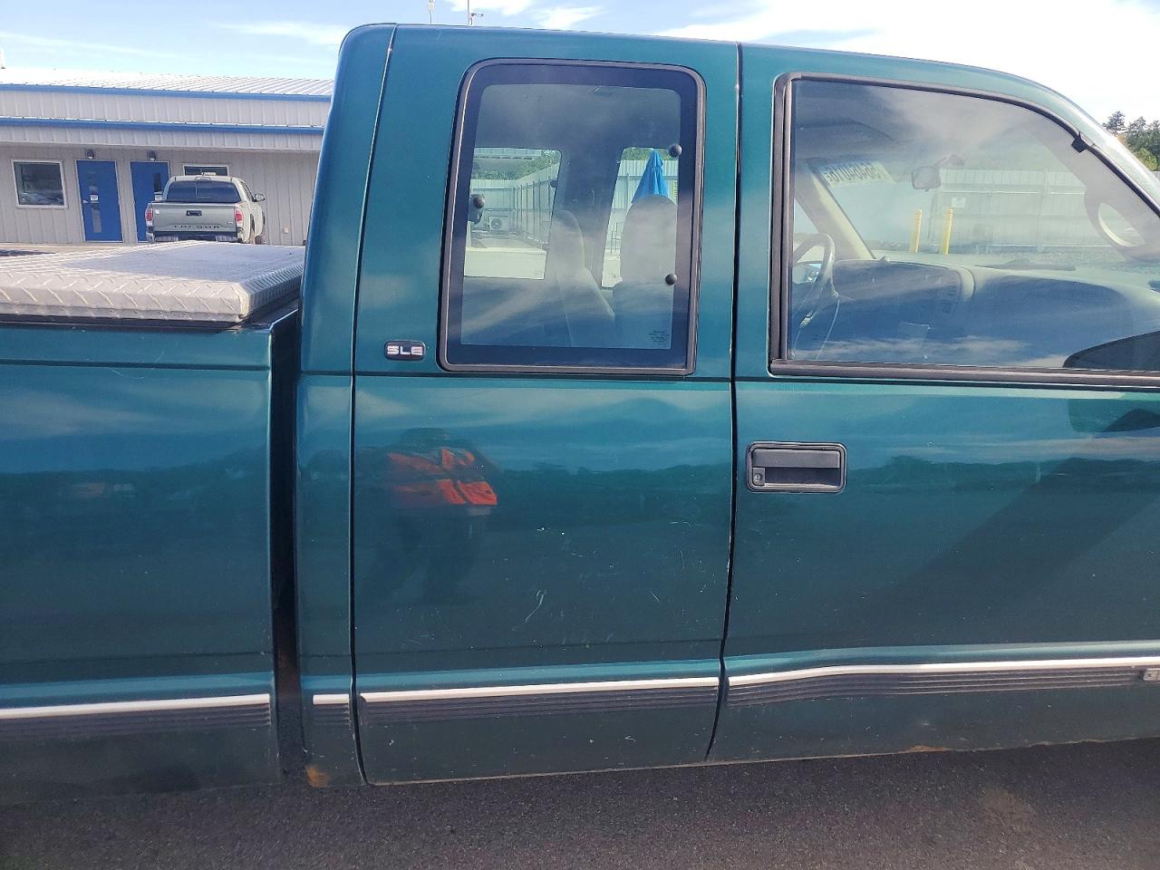 1998 Gmc Sierra C1500 Green vin: 2GTEC19MXW1503329