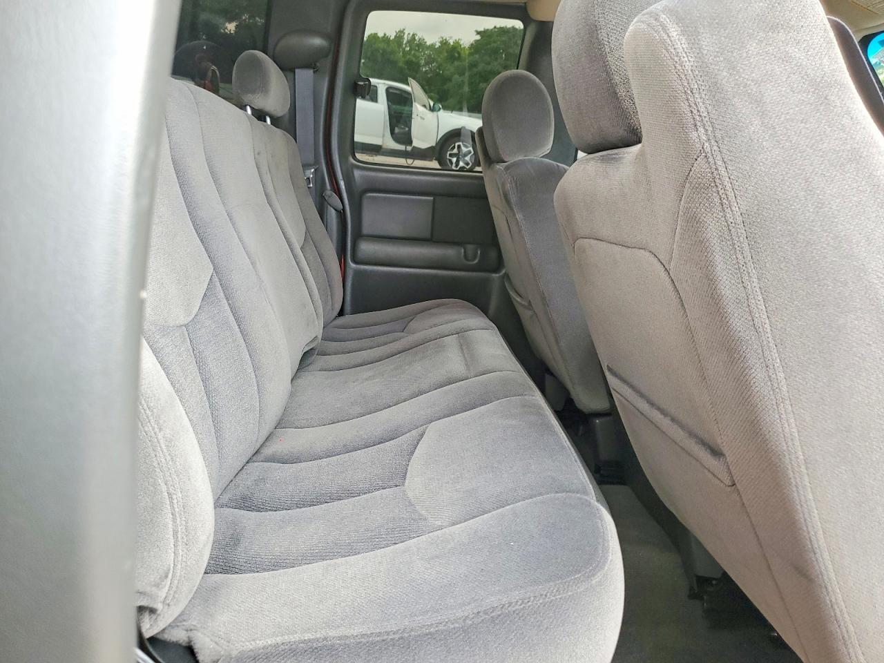 2004 Gmc New Sierra C1500 Red vin: 2GTEC19N241396783
