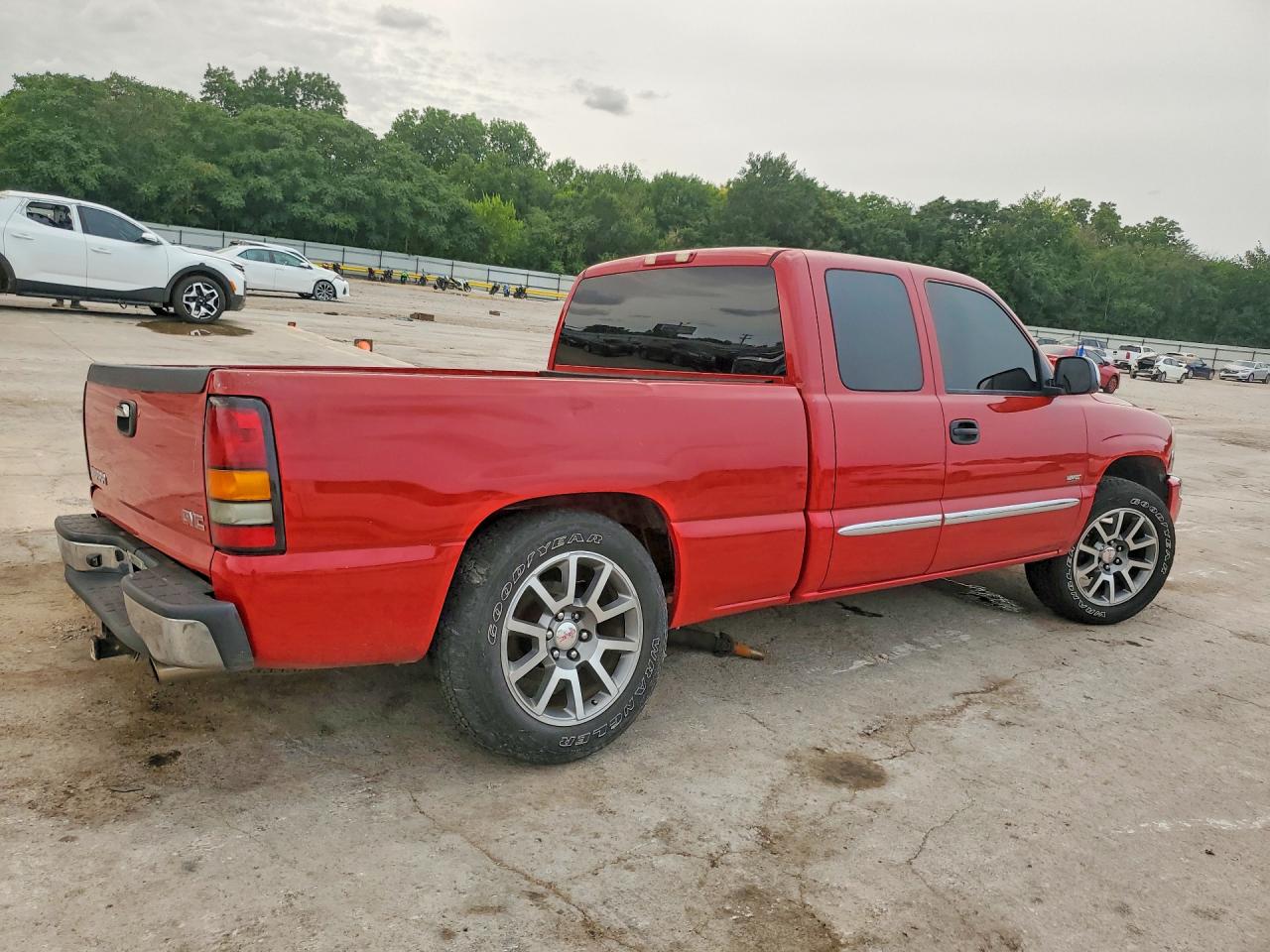 2004 Gmc New Sierra C1500 Red vin: 2GTEC19N241396783