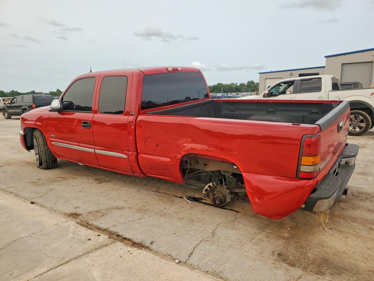 2004 Gmc New Sierra C1500 Red vin: 2GTEC19N241396783