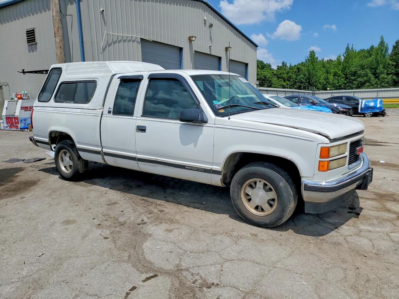 1996 Gmc Sierra C1500 White vin: 2GTEC19R4T1559015