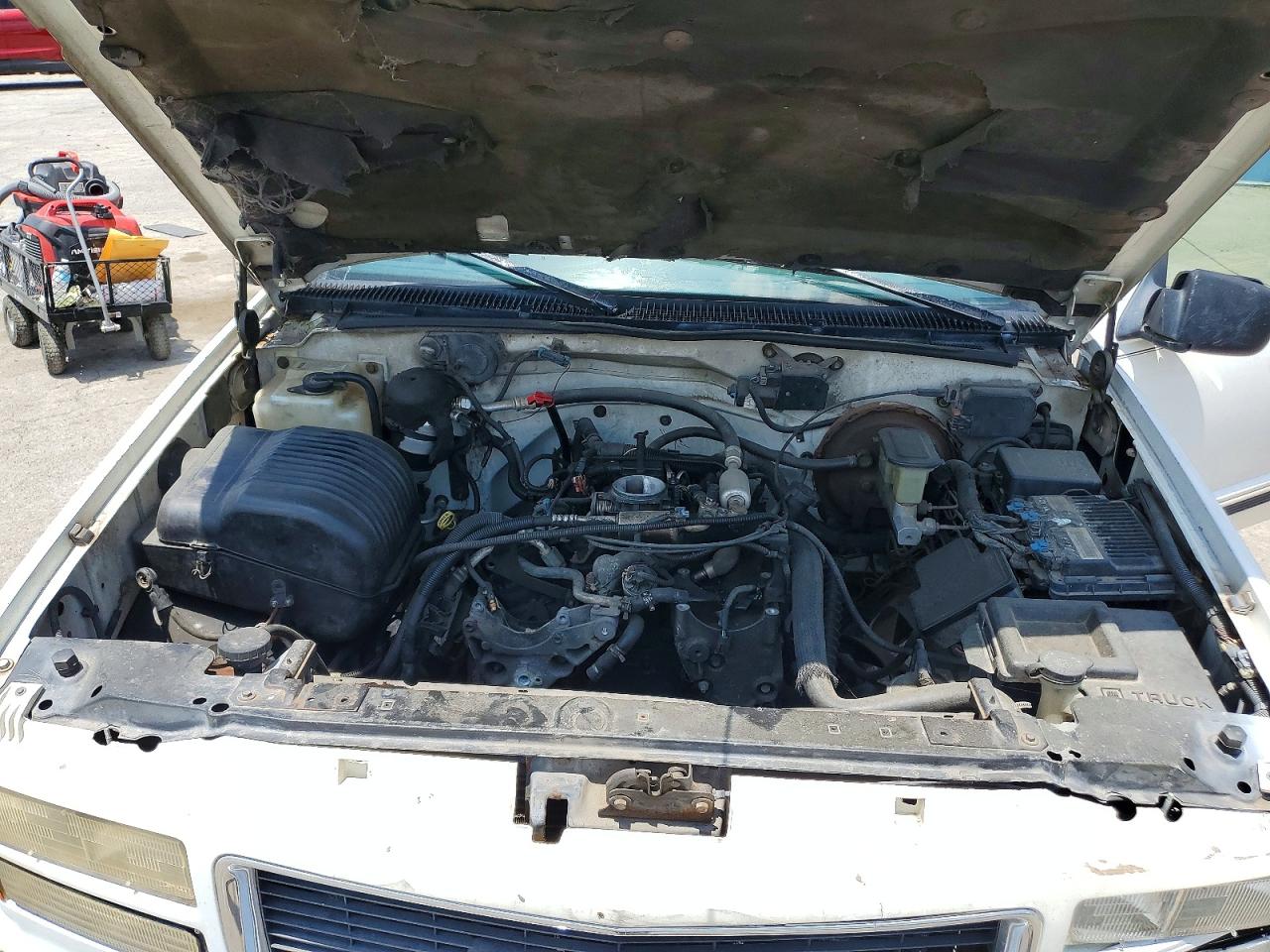 1996 Gmc Sierra C1500 White vin: 2GTEC19R4T1559015