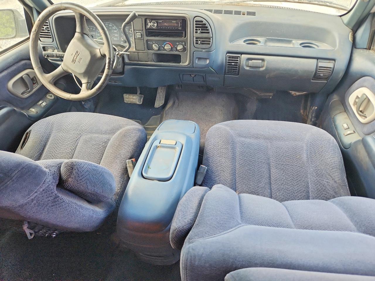 1998 Gmc Sierra C1500 White vin: 2GTEC19R9W1501907