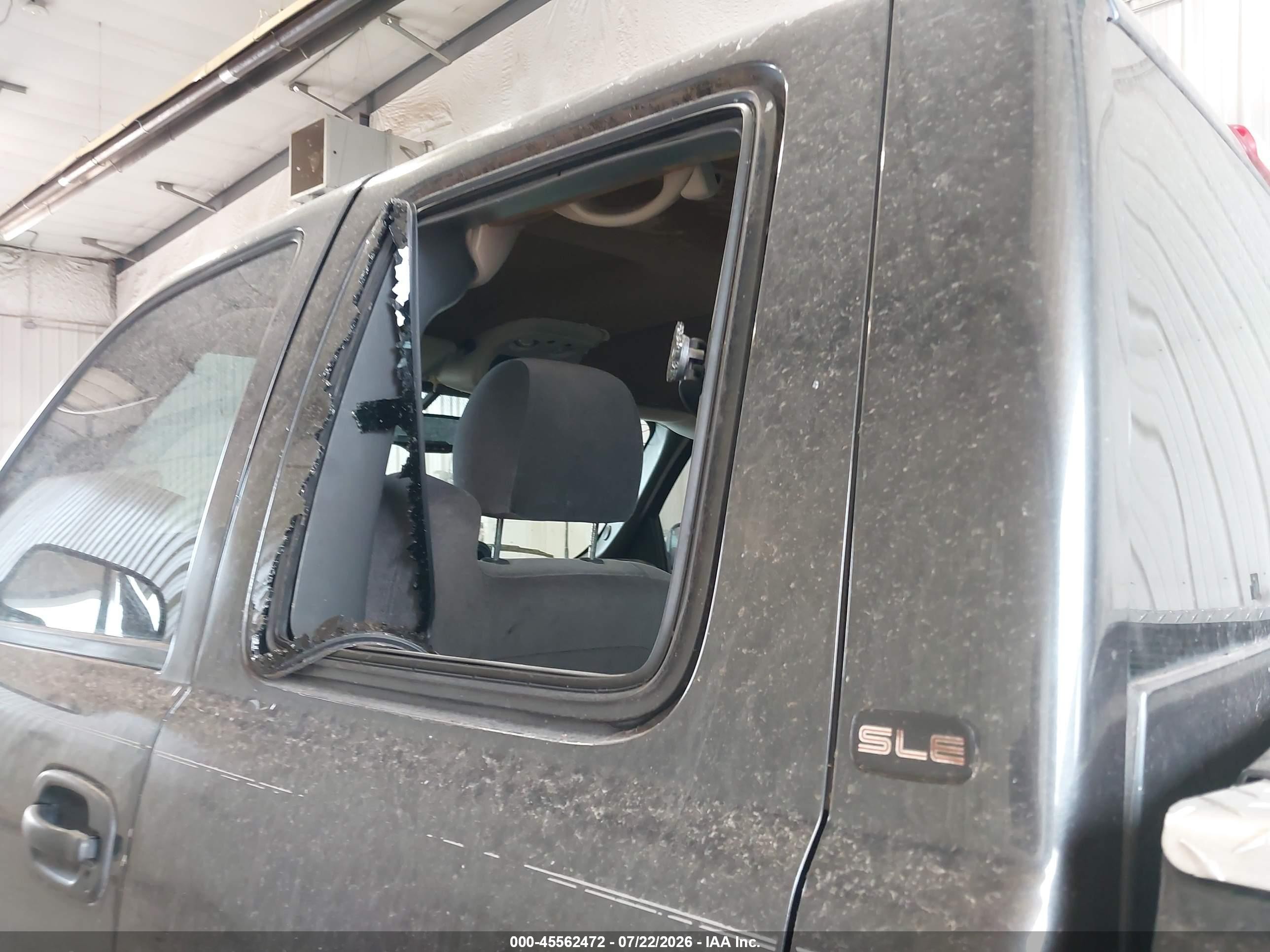 2004 Gmc Sierra 1500 Sle Черный vin: 2GTEC19T041182261