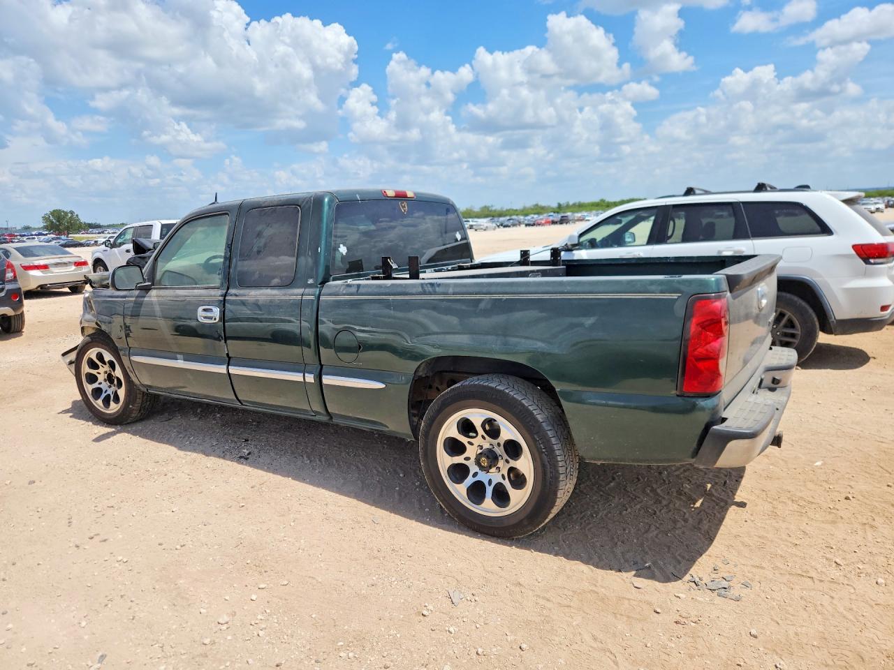 2002 Gmc New Sierra C1500 Зеленый vin: 2GTEC19T121382126