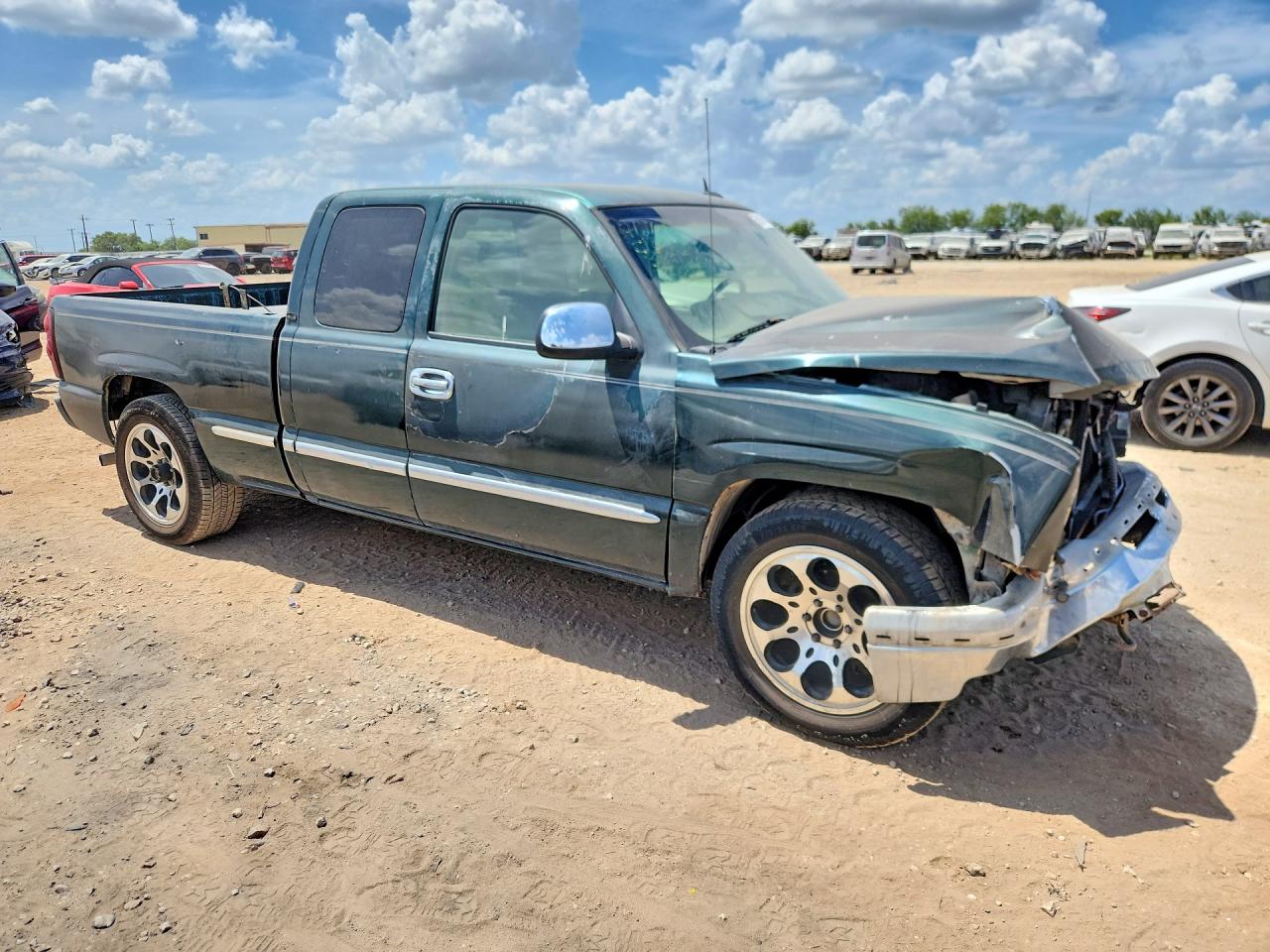 2002 Gmc New Sierra C1500 Зеленый vin: 2GTEC19T121382126
