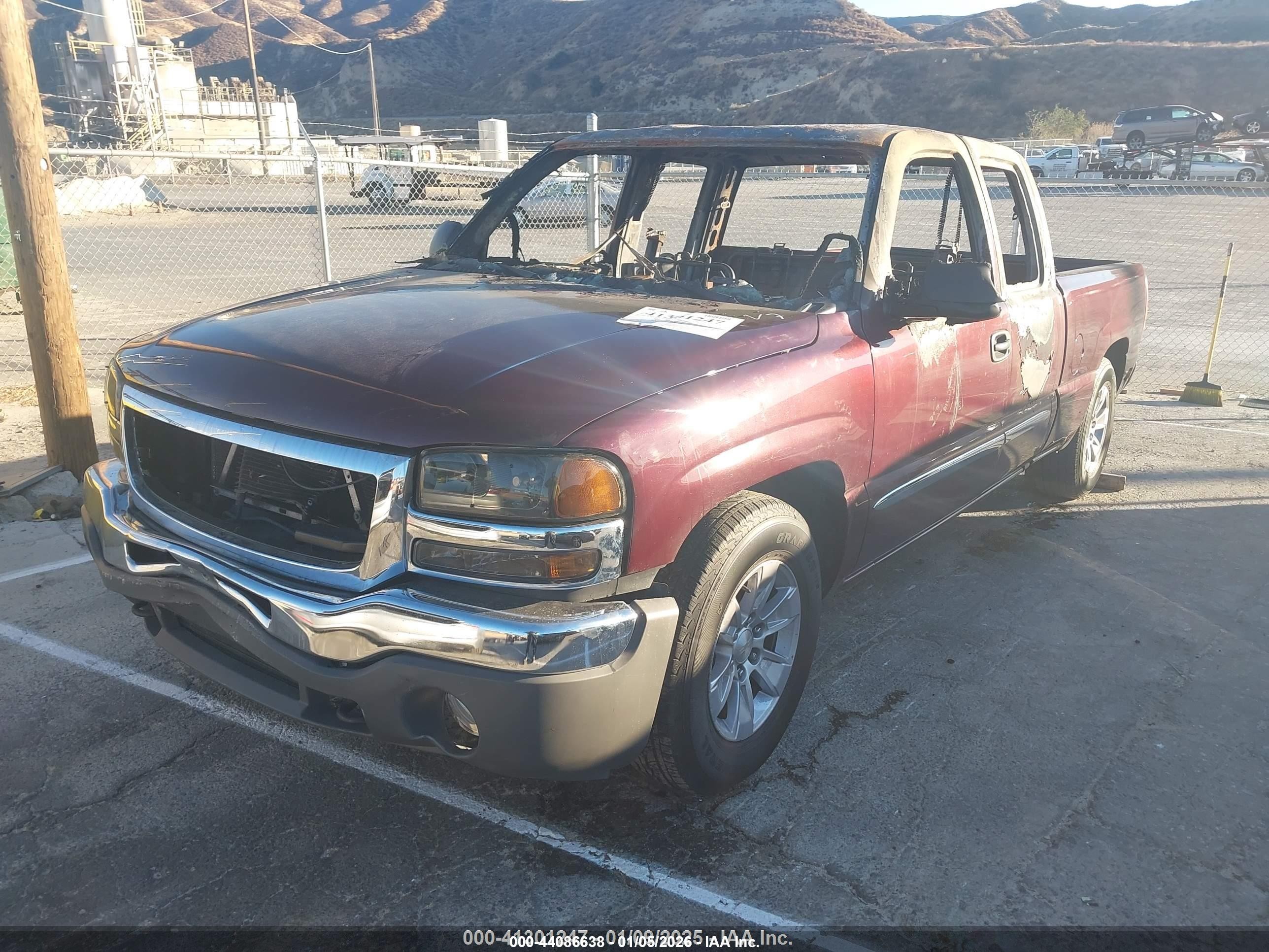 2003 Gmc Sierra 1500 Sle Burgundy vin: 2GTEC19T131386405