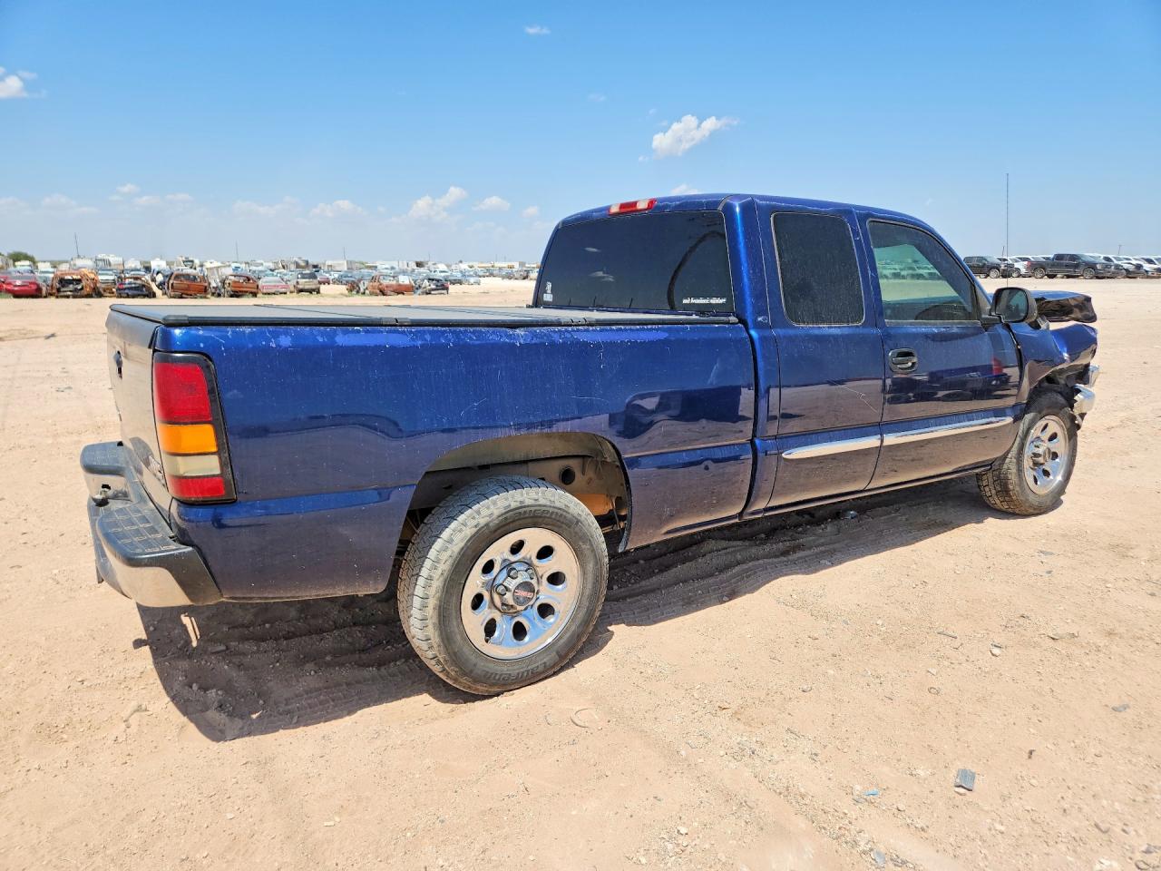2004 Gmc New Sierra C1500 Blue vin: 2GTEC19T141377155
