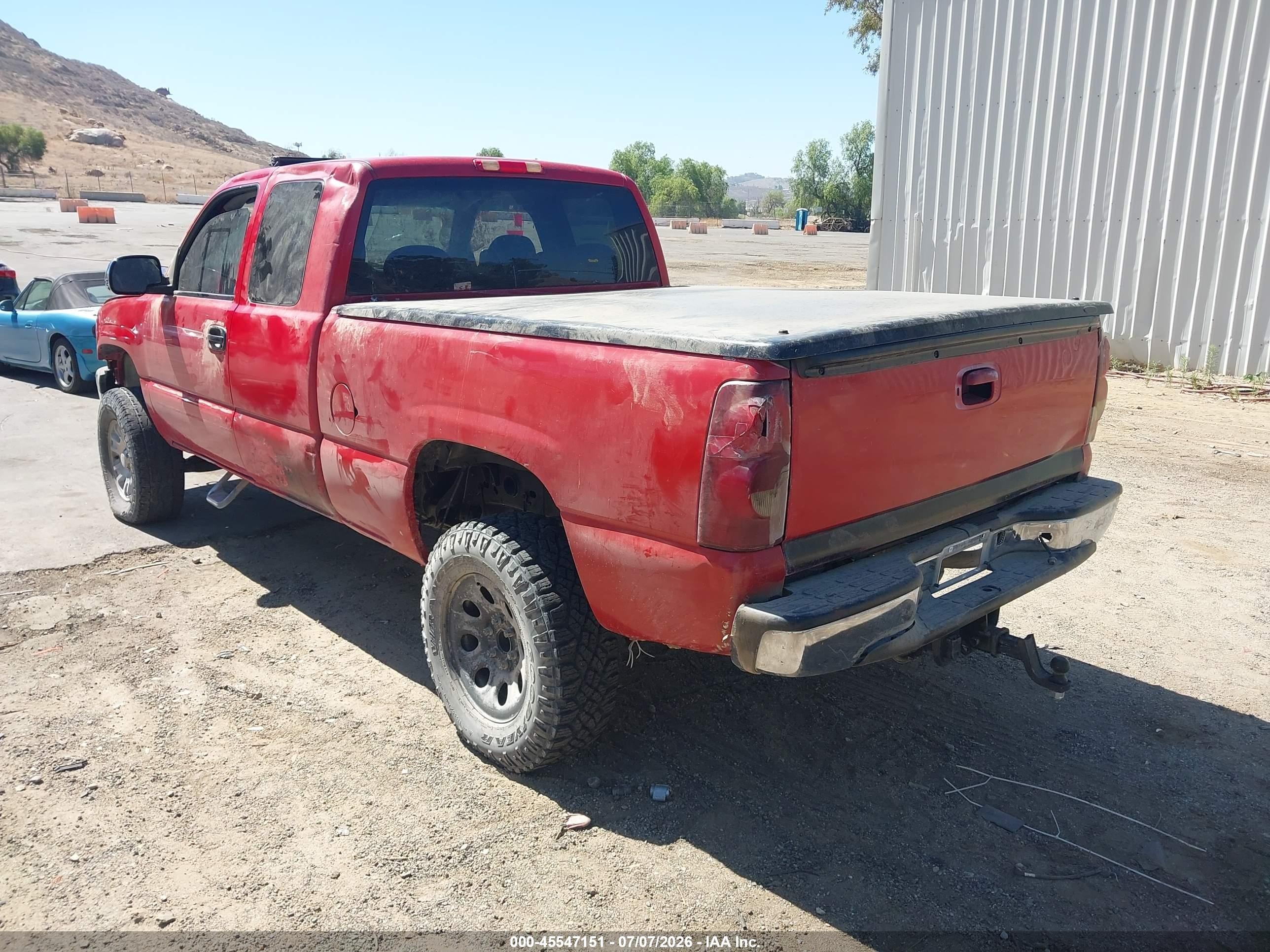 2005 Gmc Sierra 1500 Sle Red vin: 2GTEC19T151214359