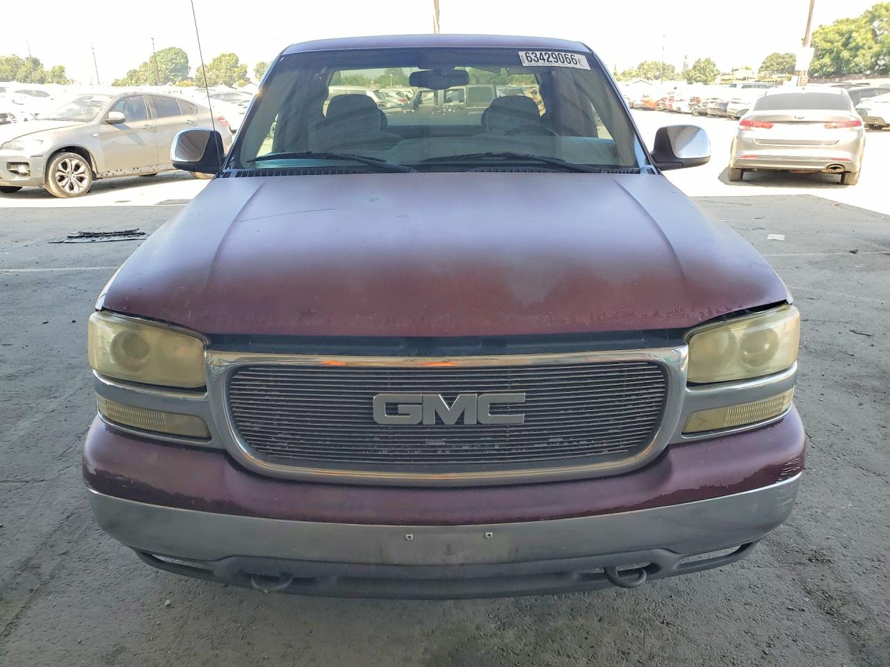 2000 Gmc New Sierra C1500 Maroon vin: 2GTEC19T1Y1289793