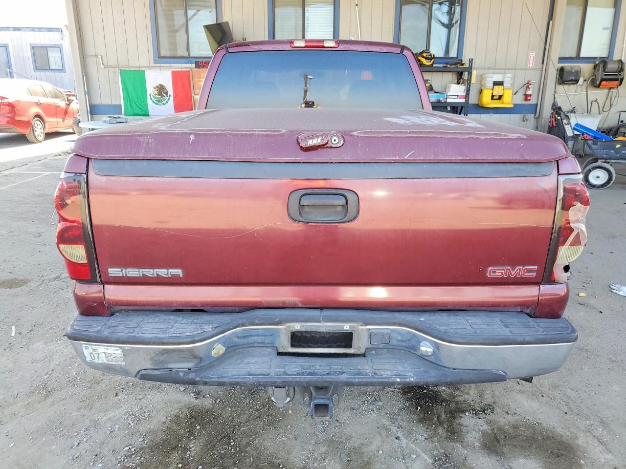 2000 Gmc New Sierra C1500 Maroon vin: 2GTEC19T1Y1289793