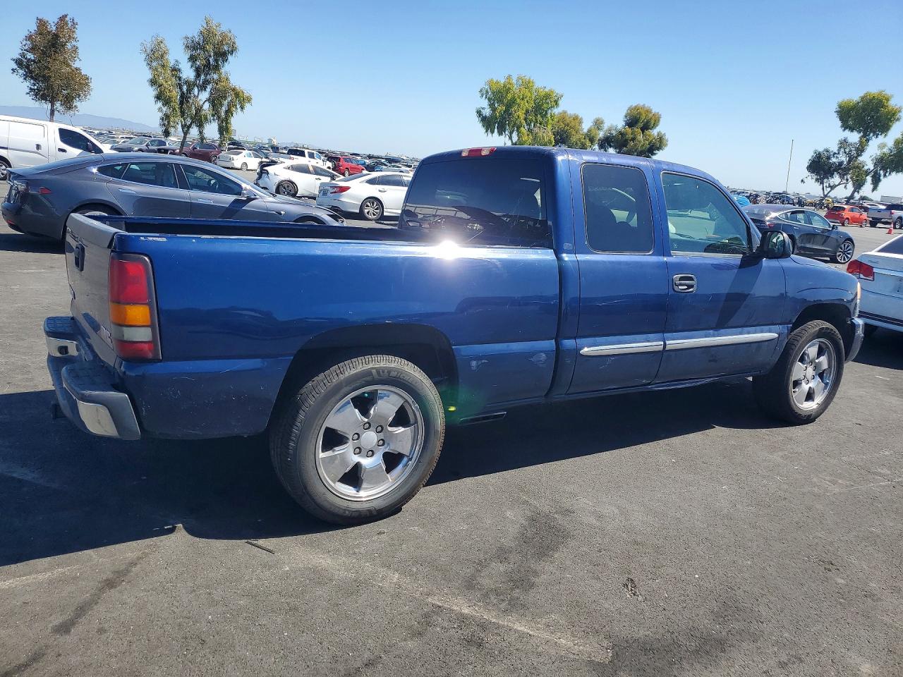 2004 Gmc New Sierra C1500 Blue vin: 2GTEC19T341383572