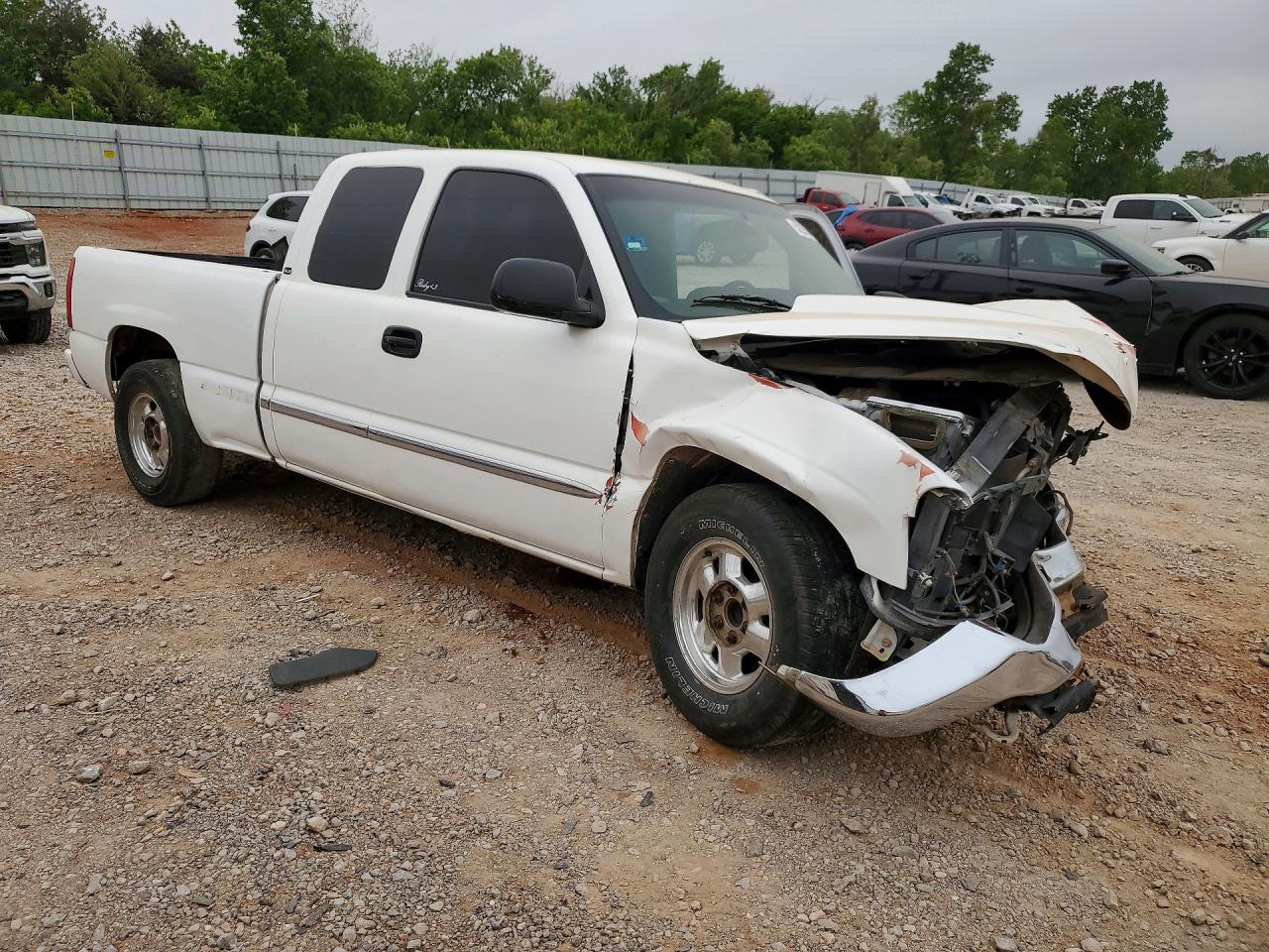 2000 Gmc New Sierra C1500 Белый vin: 2GTEC19T3Y1302091