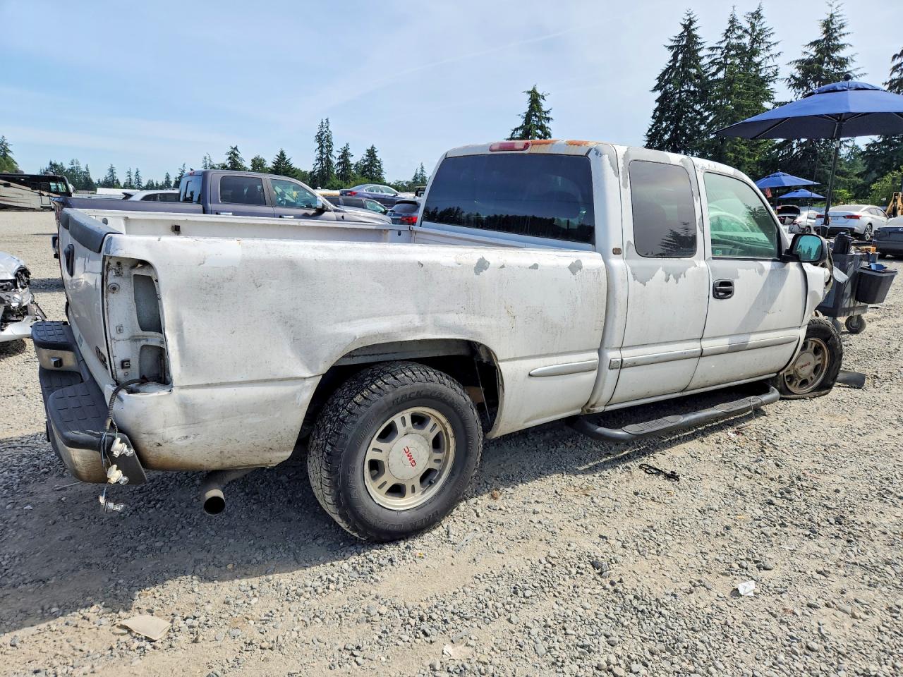 2001 Gmc New Sierra C1500 White vin: 2GTEC19T411164003