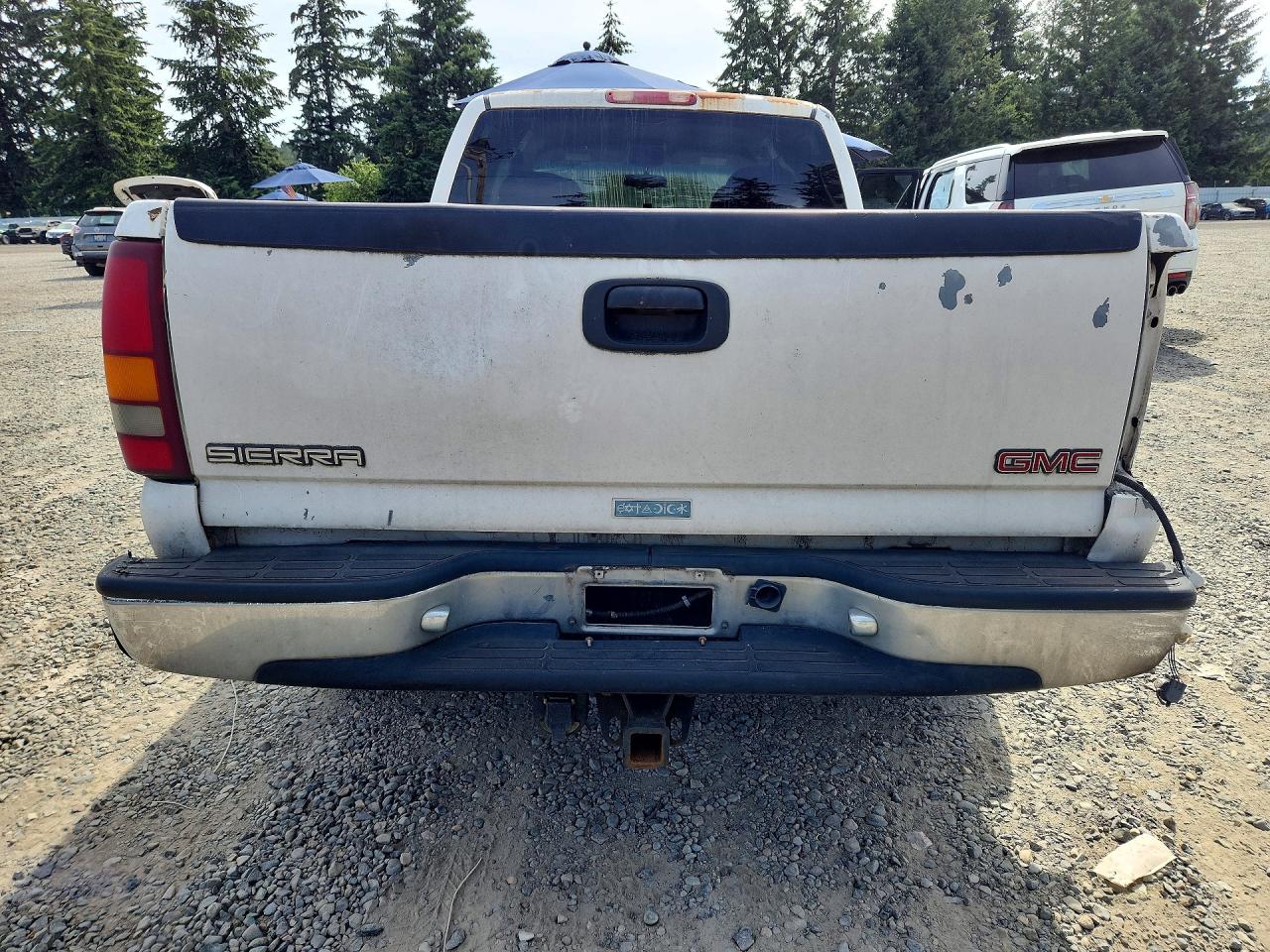 2001 Gmc New Sierra C1500 White vin: 2GTEC19T411164003