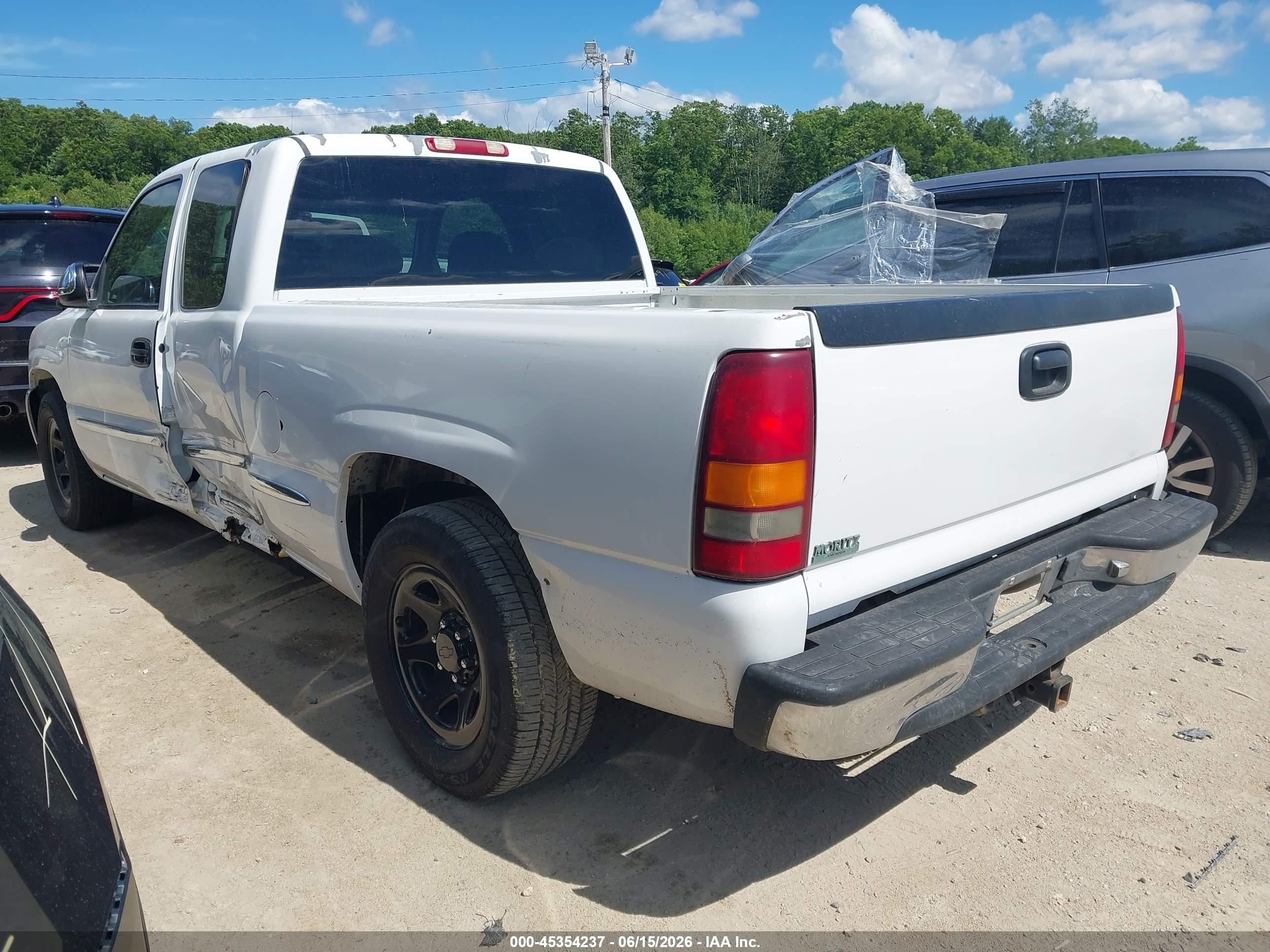 2000 Gmc Sierra 1500 Sle White vin: 2GTEC19T4Y1189221