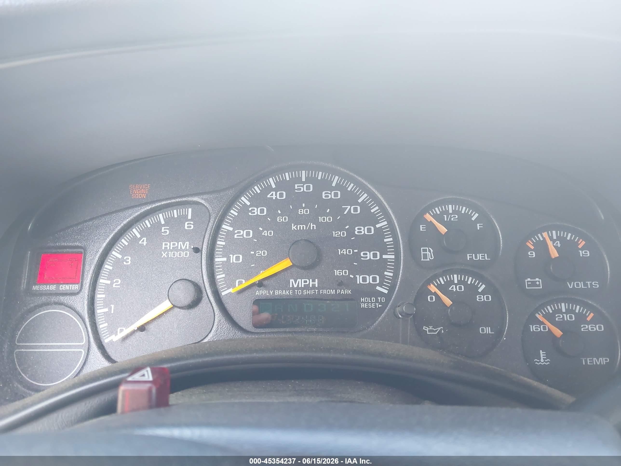 2000 Gmc Sierra 1500 Sle White vin: 2GTEC19T4Y1189221