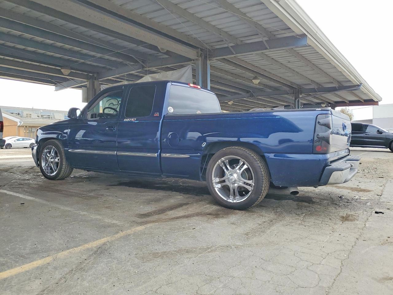 2000 Gmc New Sierra C1500 Blue vin: 2GTEC19T5Y1274729