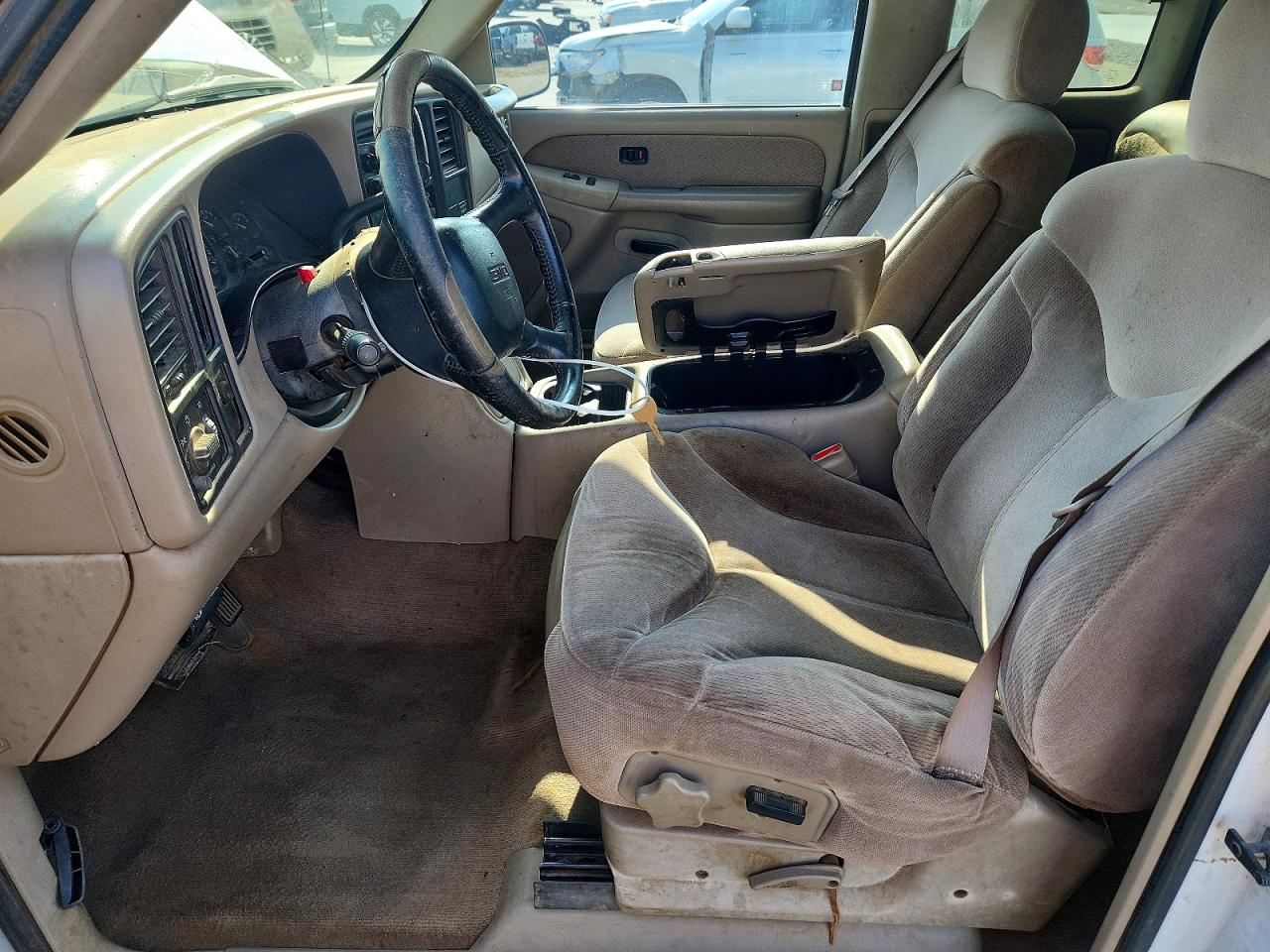 2001 Gmc New Sierra C1500 White vin: 2GTEC19T611100545