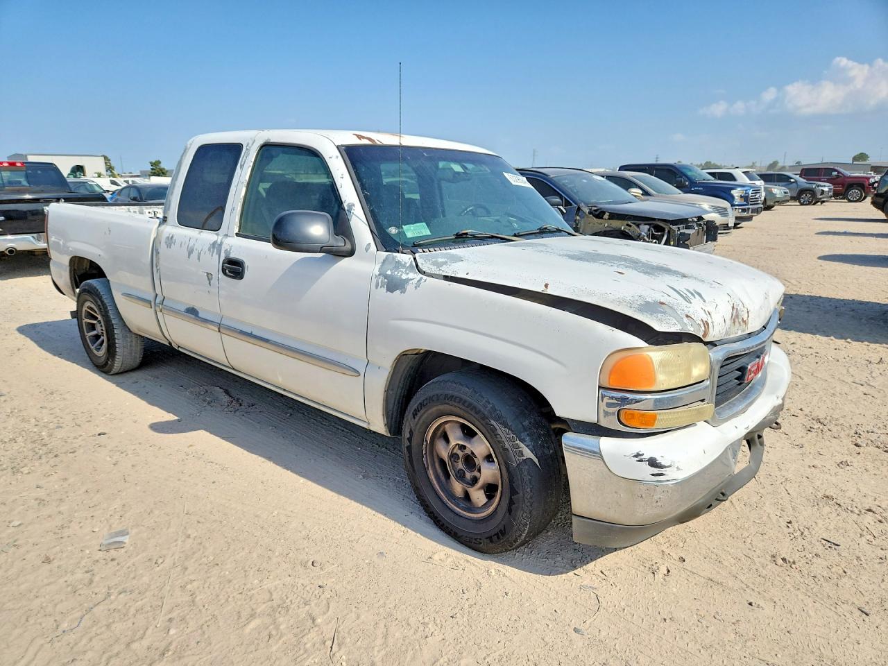 2002 Gmc New Sierra C1500 White vin: 2GTEC19T621291207