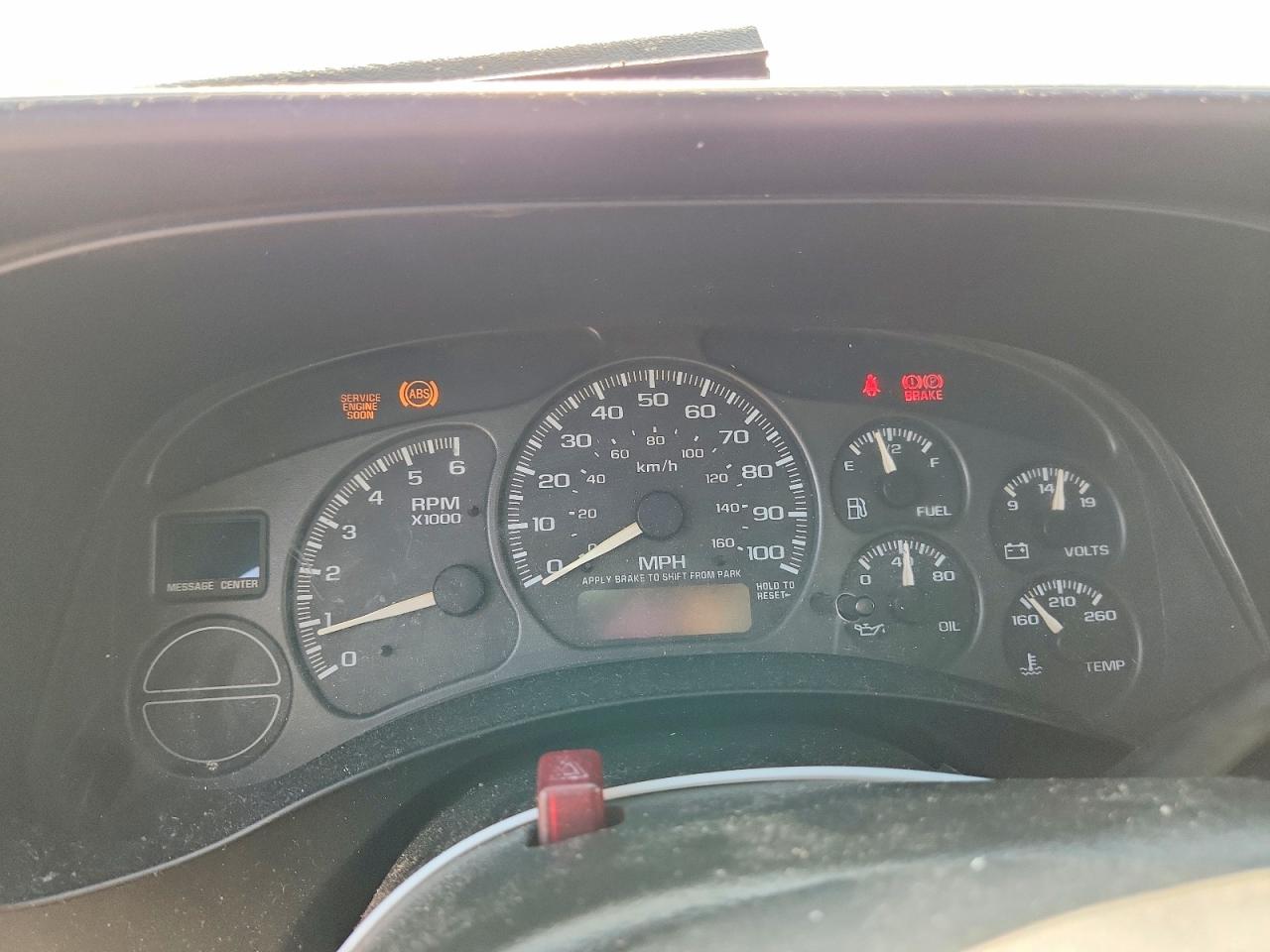 2002 Gmc New Sierra C1500 White vin: 2GTEC19T621291207