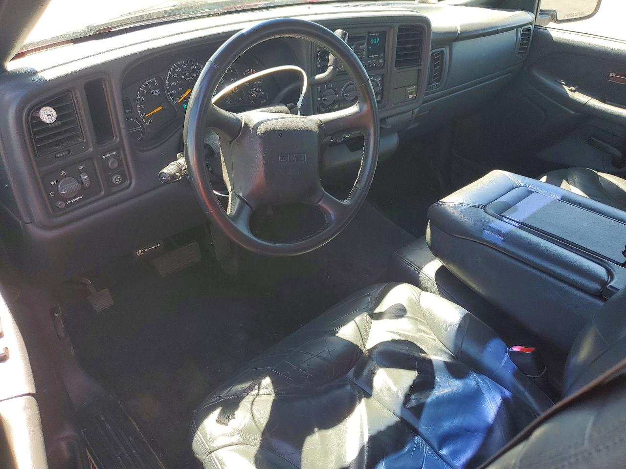1999 Gmc New Sierra C1500 Red vin: 2GTEC19T6X1543481