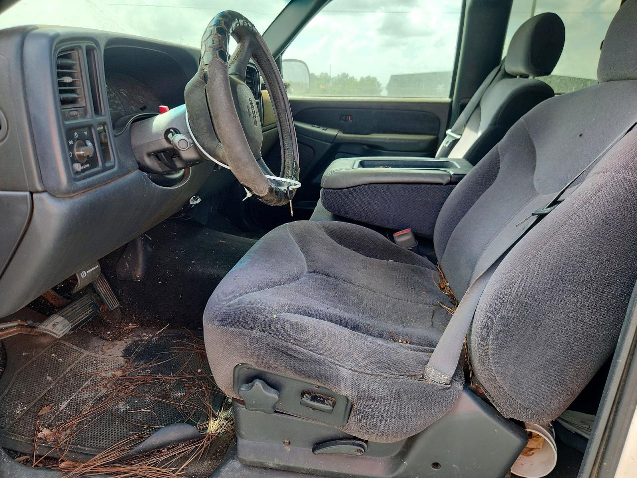 2001 Gmc New Sierra C1500 White vin: 2GTEC19T711125003
