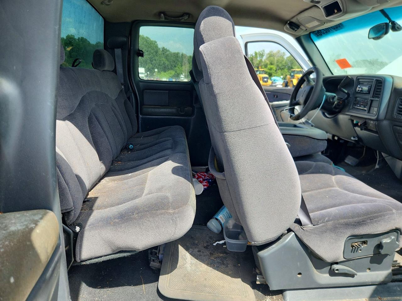 2001 Gmc New Sierra C1500 White vin: 2GTEC19T711125003