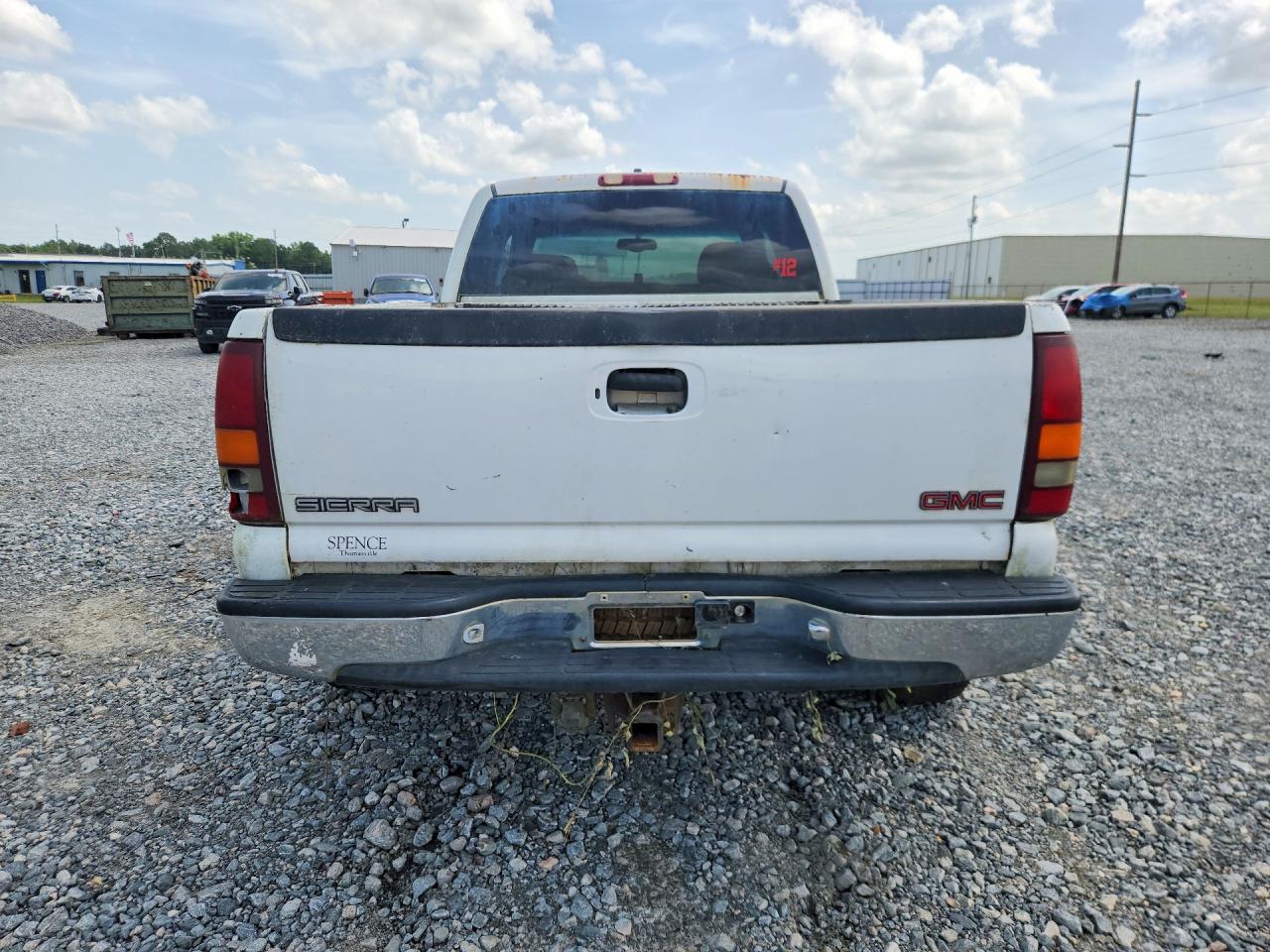 2001 Gmc New Sierra C1500 White vin: 2GTEC19T711125003