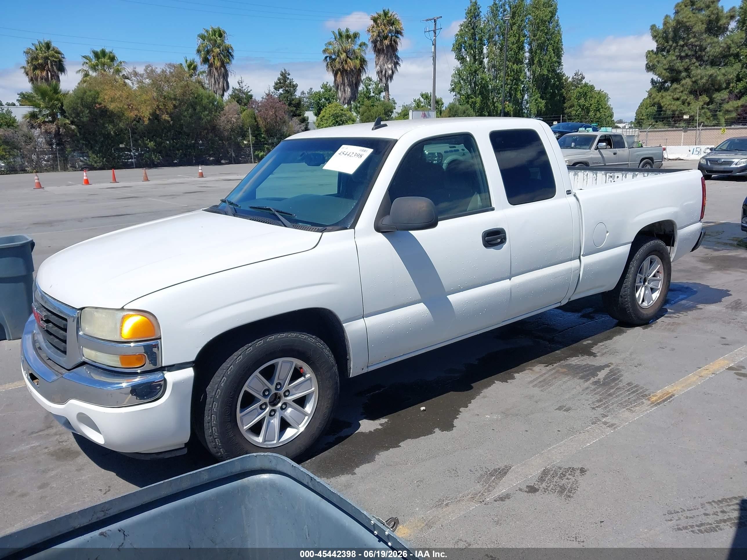 2006 Gmc Sierra 1500 Sle2 White vin: 2GTEC19T761141029