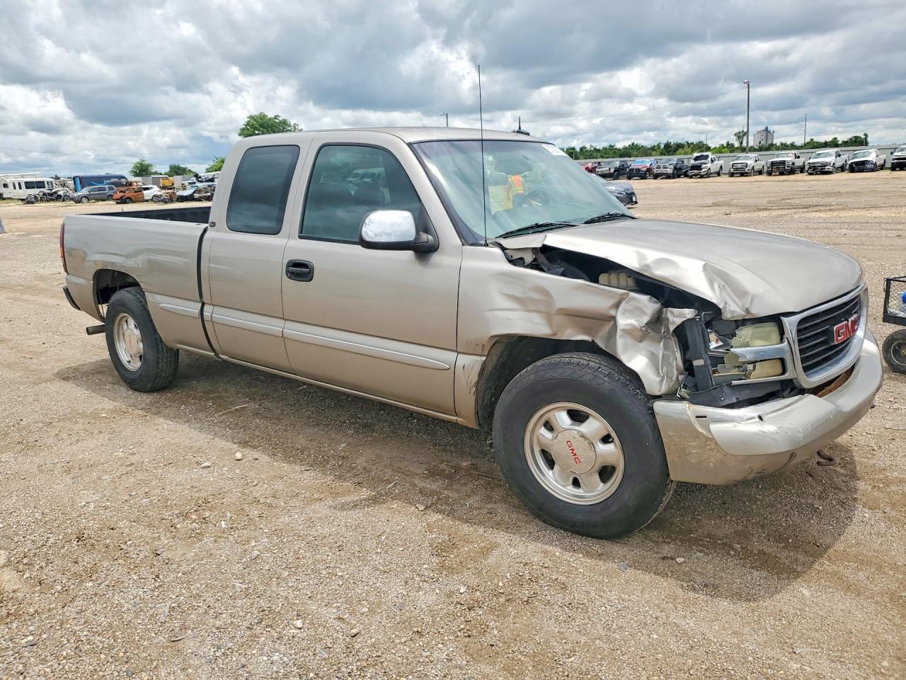2002 Gmc New Sierra C1500 Silver vin: 2GTEC19T821370152