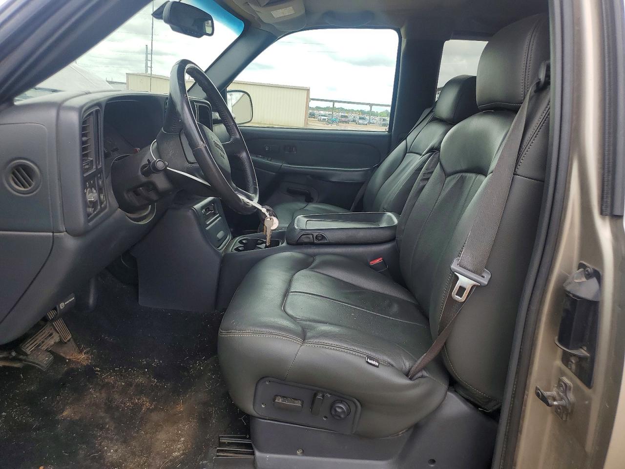 2002 Gmc New Sierra C1500 Silver vin: 2GTEC19T821370152