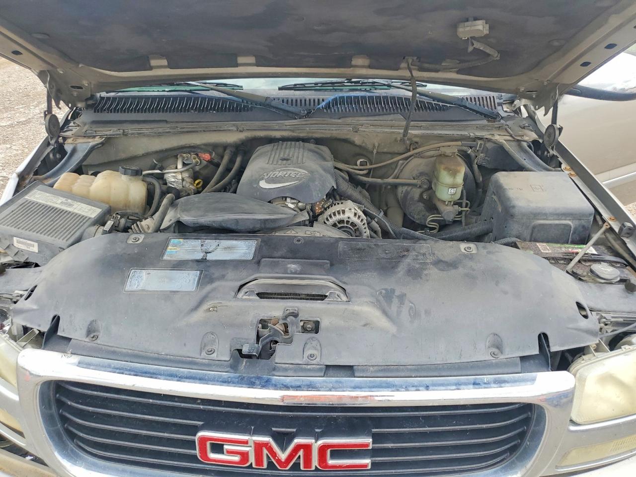 2002 Gmc New Sierra C1500 Silver vin: 2GTEC19T821370152