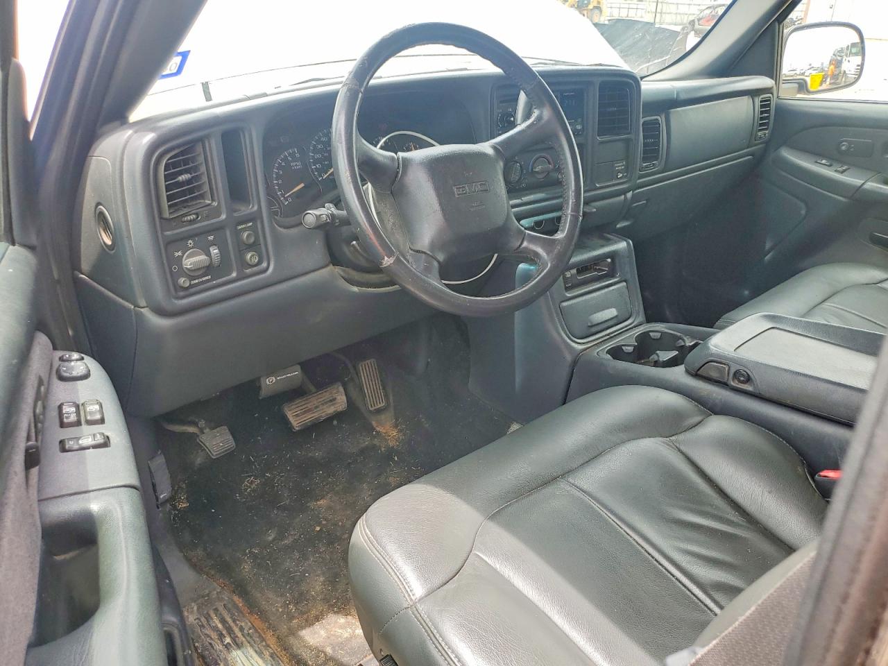 2002 Gmc New Sierra C1500 Silver vin: 2GTEC19T821370152