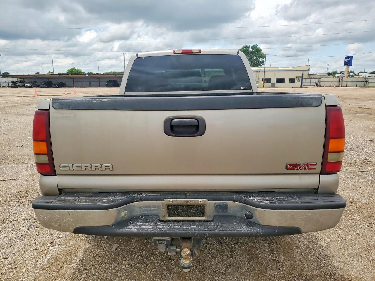 2002 Gmc New Sierra C1500 Silver vin: 2GTEC19T821370152