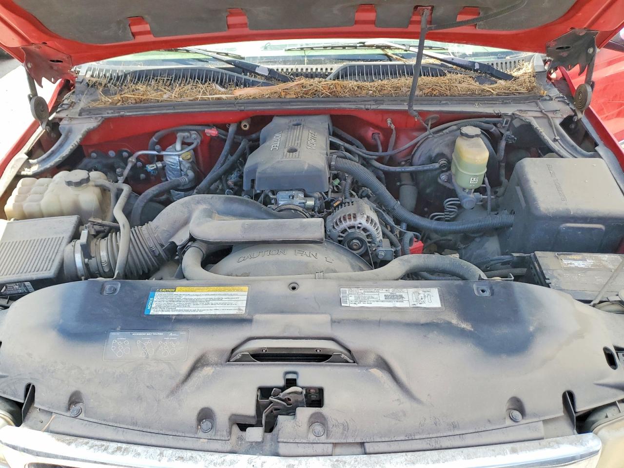 1999 Gmc New Sierra C1500 Red vin: 2GTEC19T8X1503645