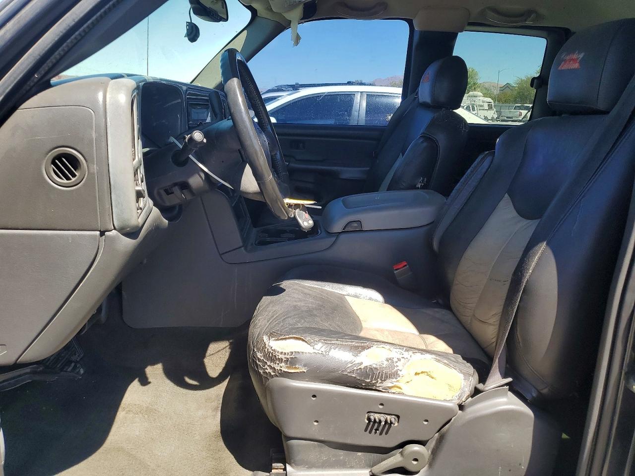2004 Gmc New Sierra C1500 Black vin: 2GTEC19T941218965