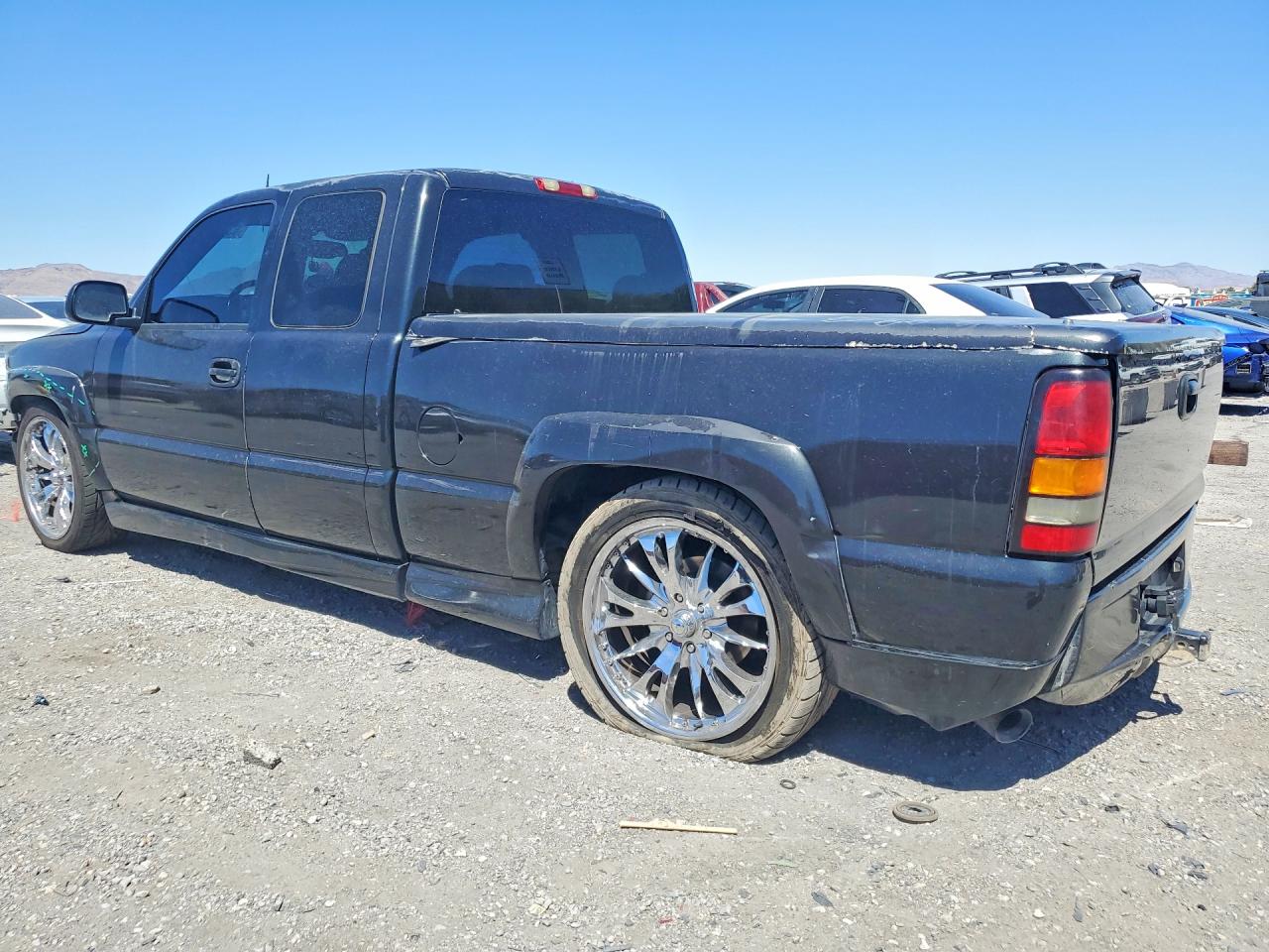 2004 Gmc New Sierra C1500 Black vin: 2GTEC19T941218965