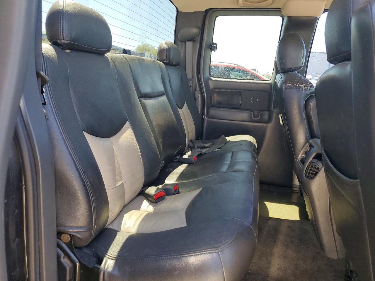 2004 Gmc New Sierra C1500 Black vin: 2GTEC19T941218965