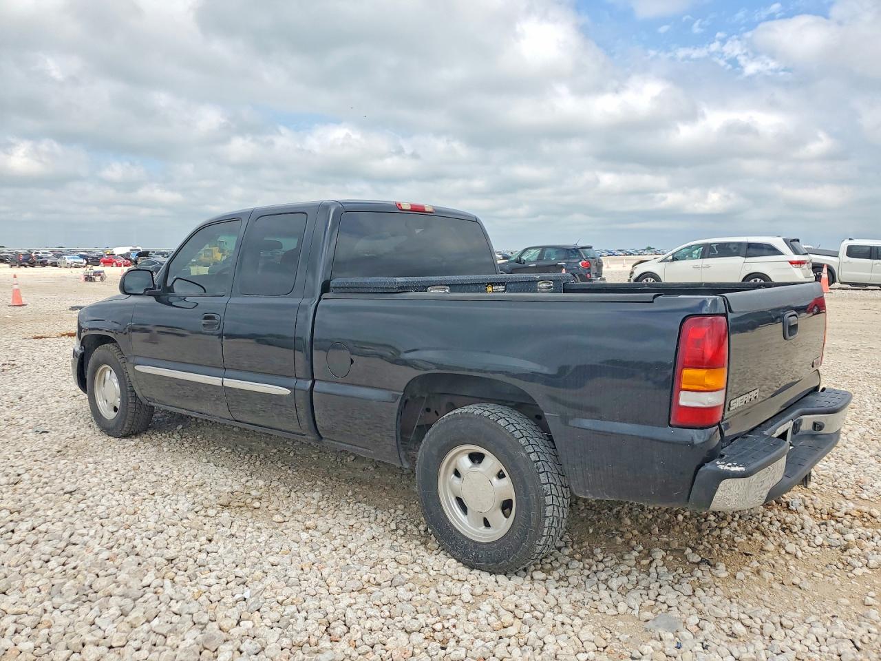 2003 Gmc New Sierra C1500 Черный vin: 2GTEC19TX31241038