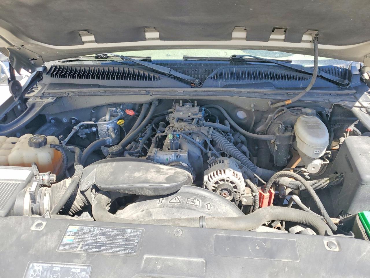 2003 Gmc New Sierra C1500 Silver vin: 2GTEC19TX31353256