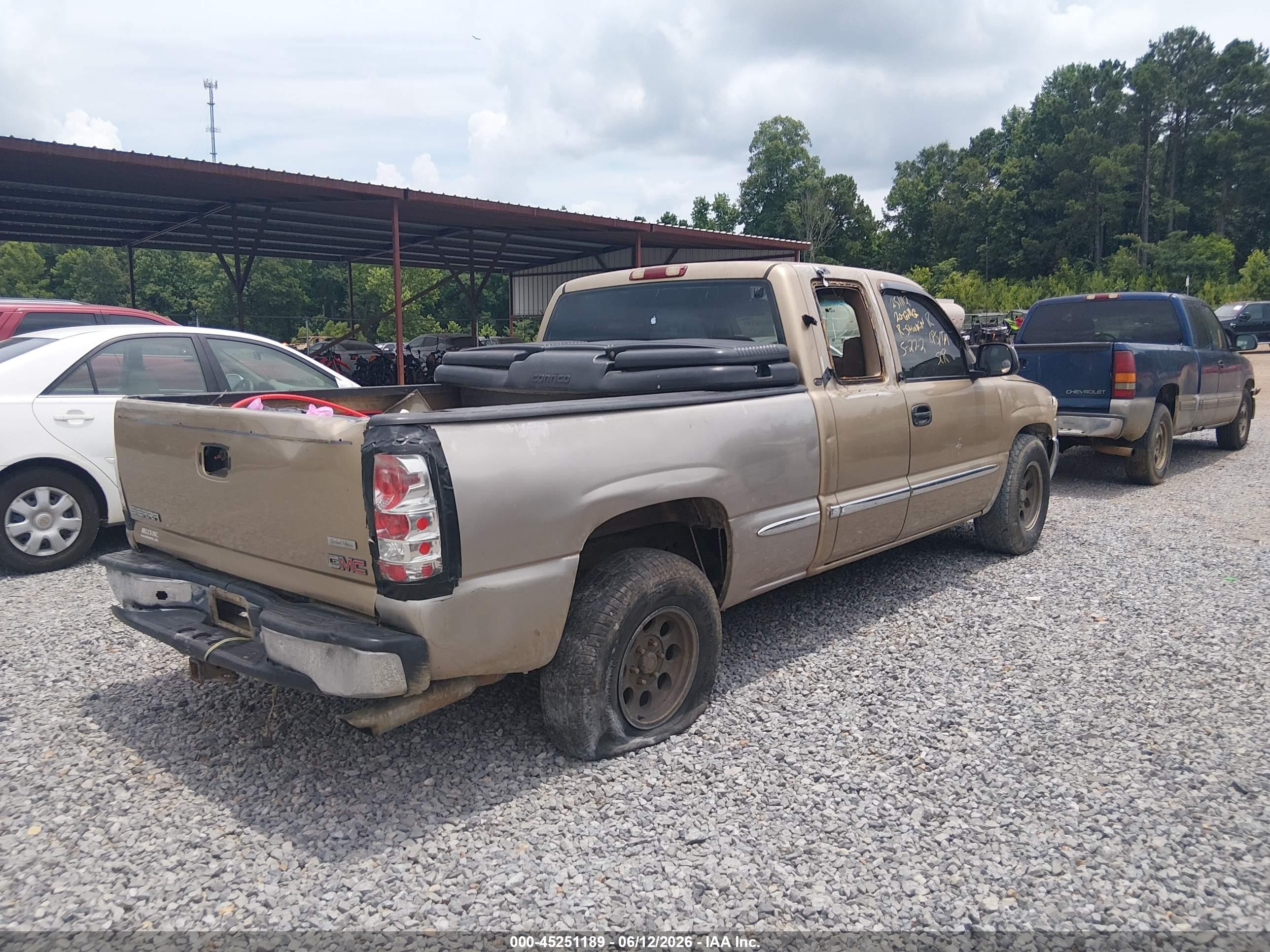 2000 Gmc Sierra 1500 Sle Tan vin: 2GTEC19V1Y1251112